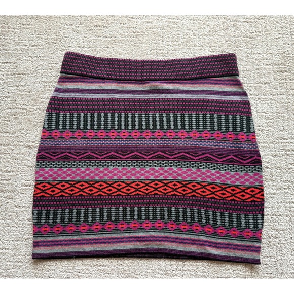 Krimson Klover Dresses & Skirts - Krimson Klover Ethnic Fair Isle Merino Wool silk Pull On Skirt Women L Knit EUC